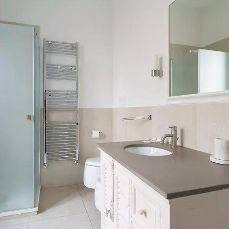 La Dolce Farini * روما